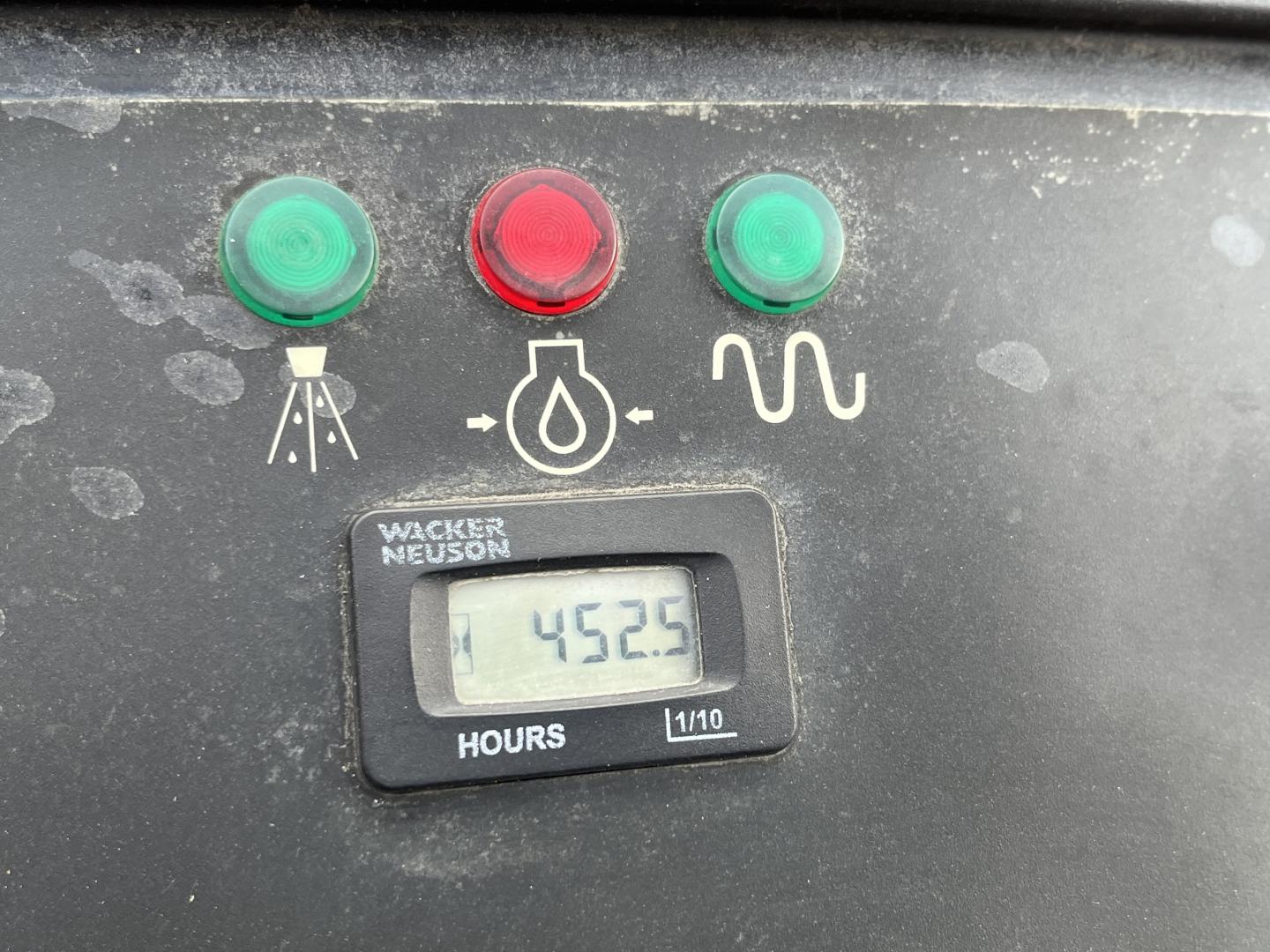 ./imagenes/INVOICE/2019/18087/COMPACTADOR WACKER NEUSON RD12A (17).JPG